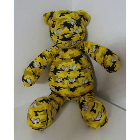 knuffel beer leger geel 30cm