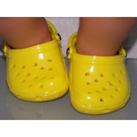 crocs geel met hartjes baby born 43cm en american girl/sophia's 46cm